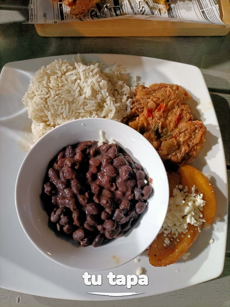 Pabellón venezolano en Lola Gastrobar