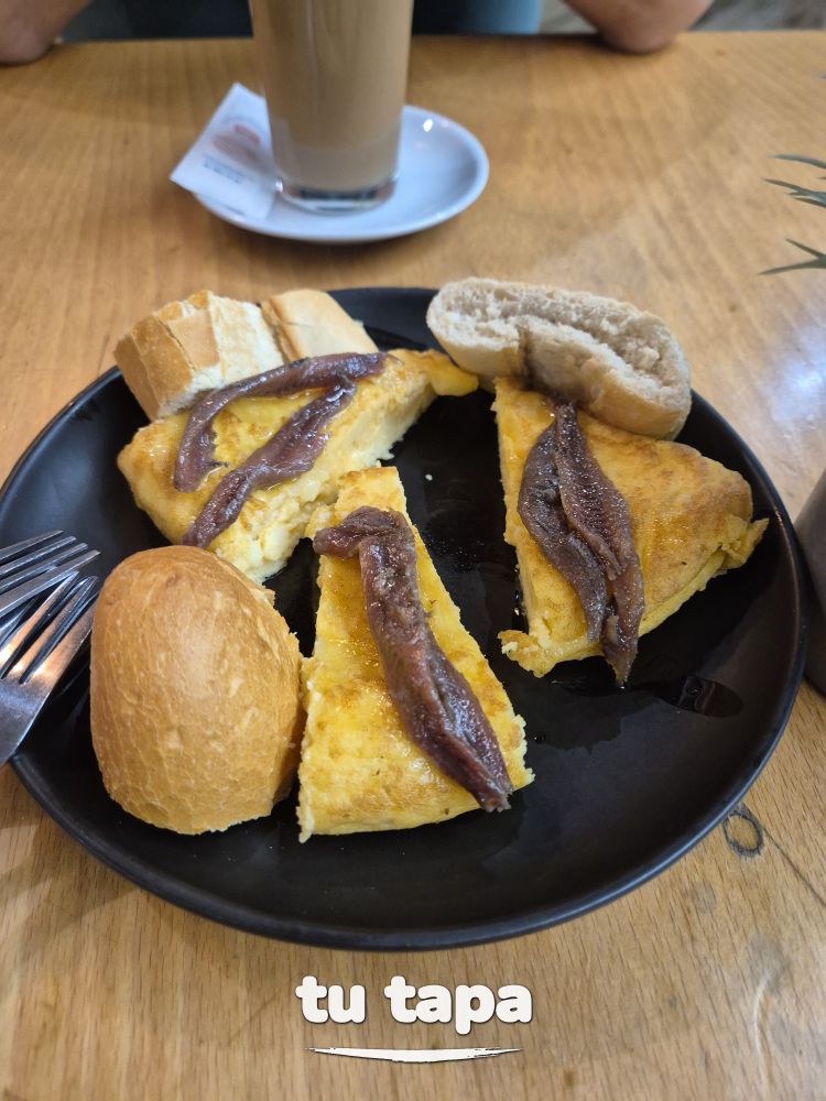 Tortilla con anchoa