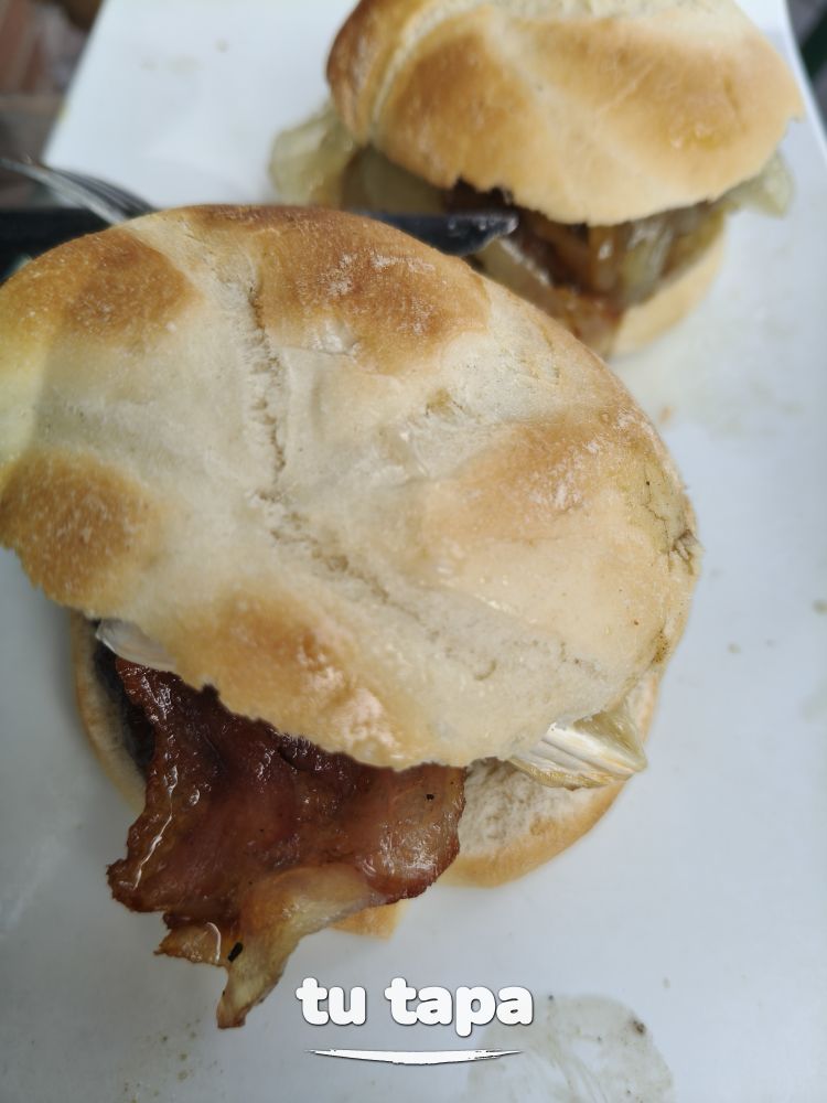 Mini hamburguesas en Bar La Caña de Gonzalo